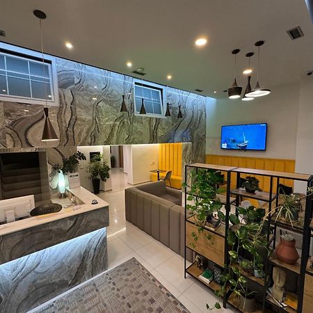 Park Hotel Tirana Yzberish Luaran gambar