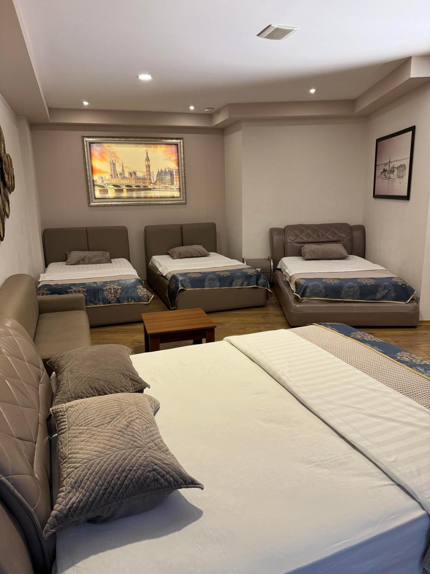 Park Hotel Tirana Yzberish Luaran gambar