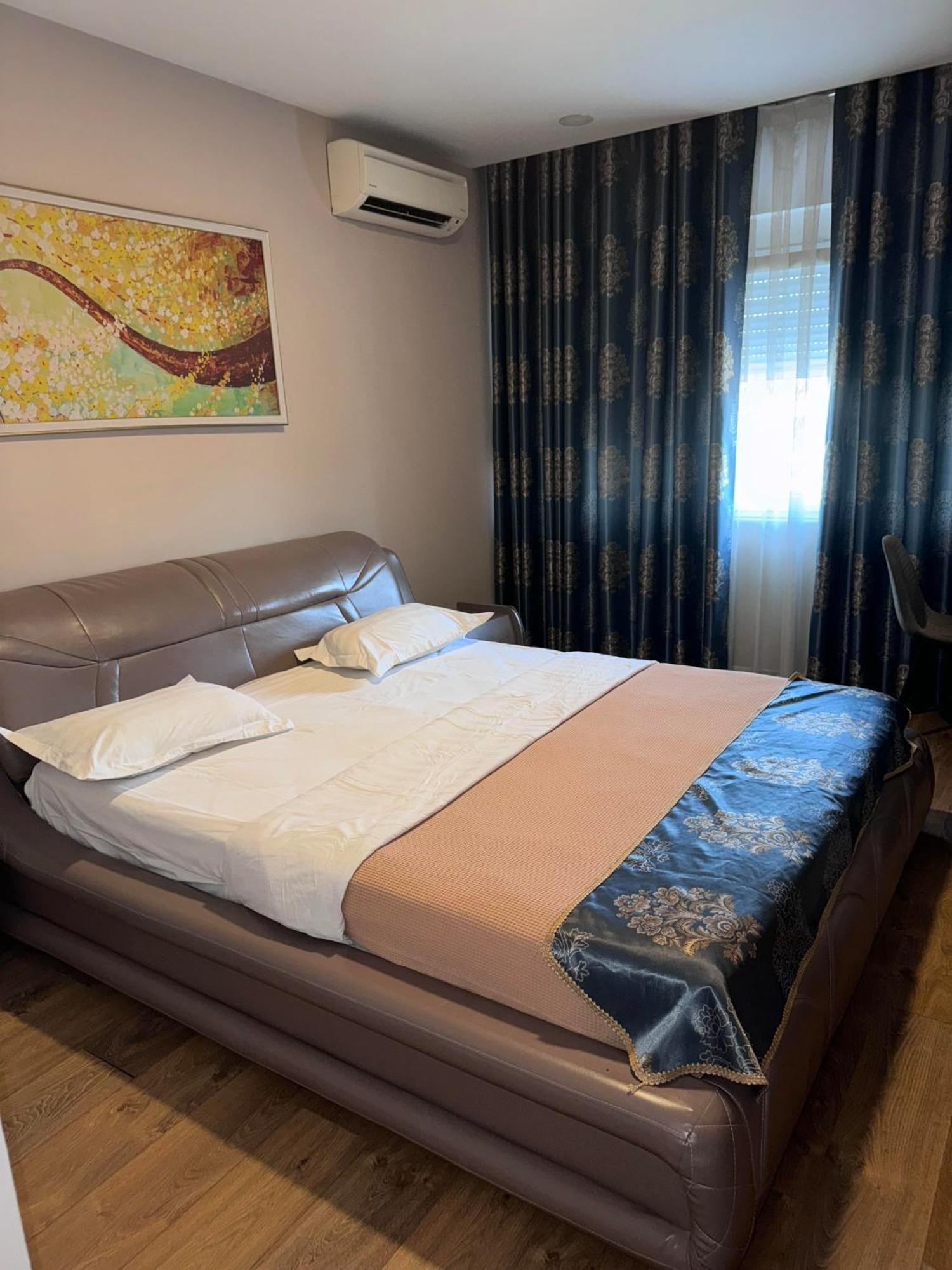 Park Hotel Tirana Yzberish Luaran gambar