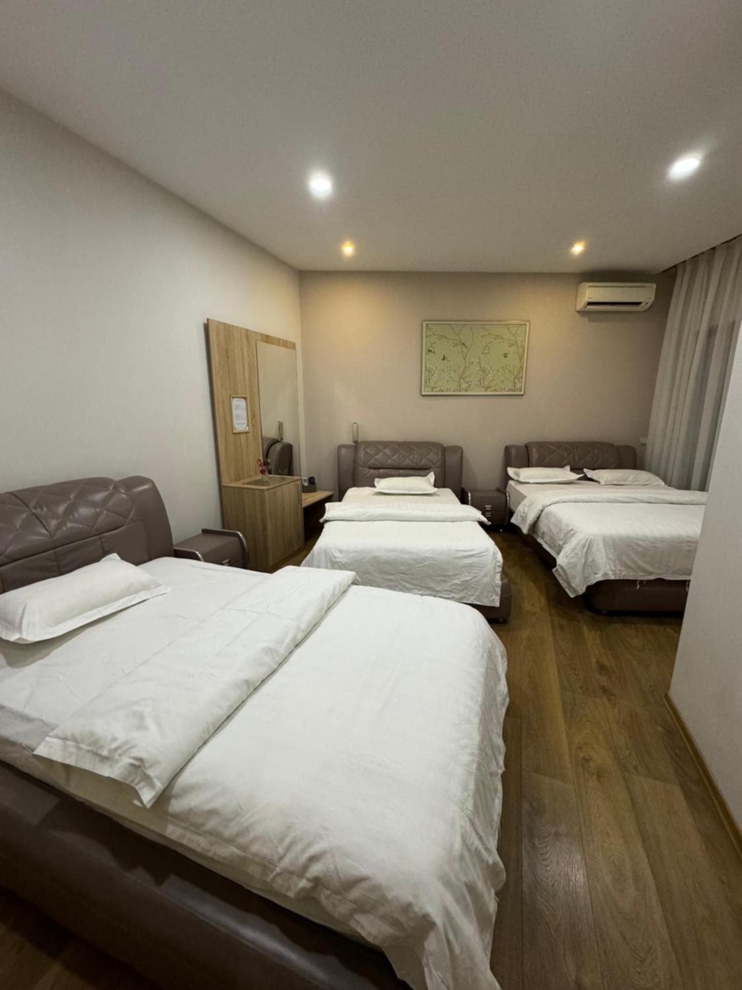 Park Hotel Tirana Yzberish Luaran gambar