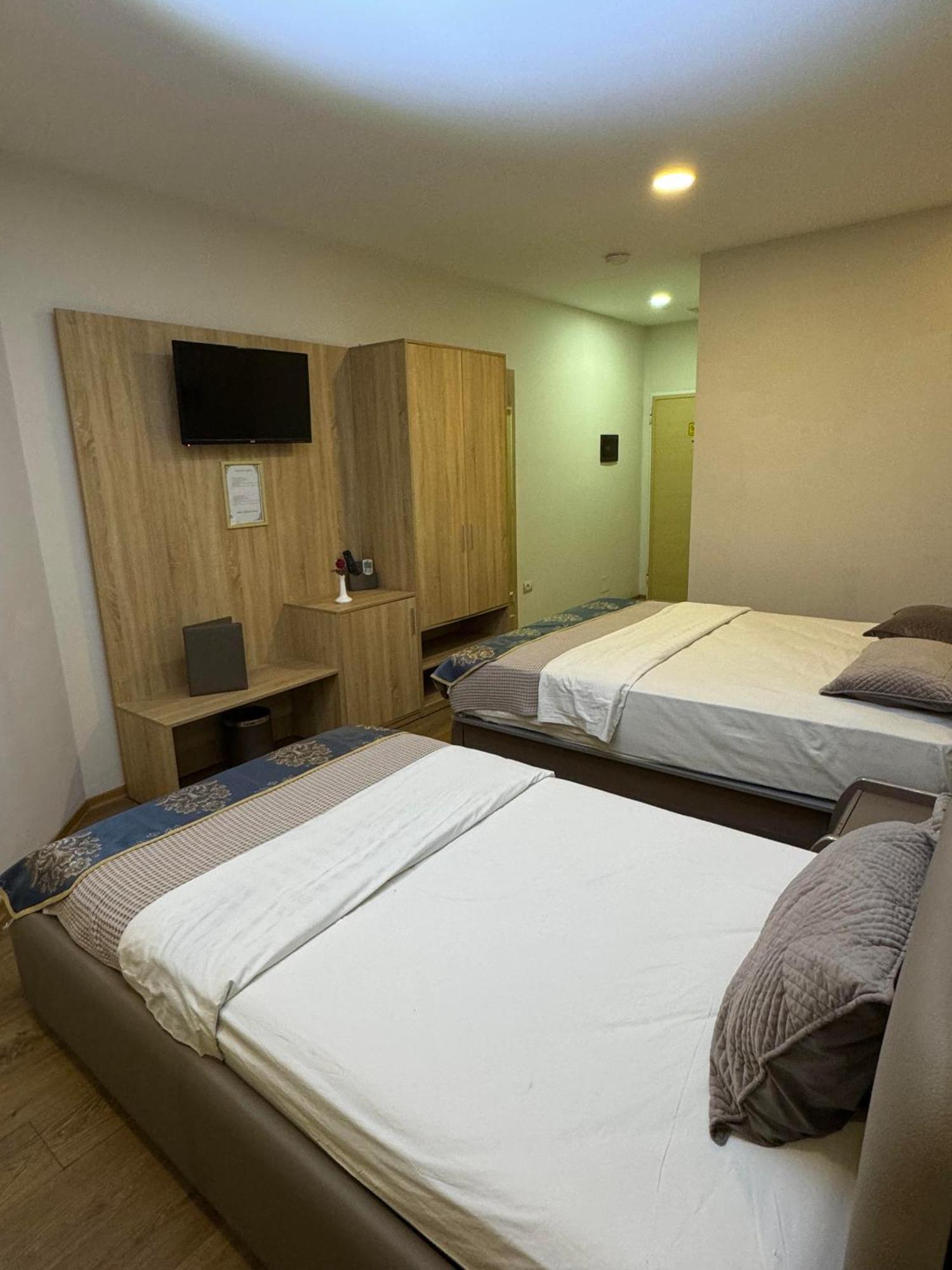 Park Hotel Tirana Yzberish Luaran gambar